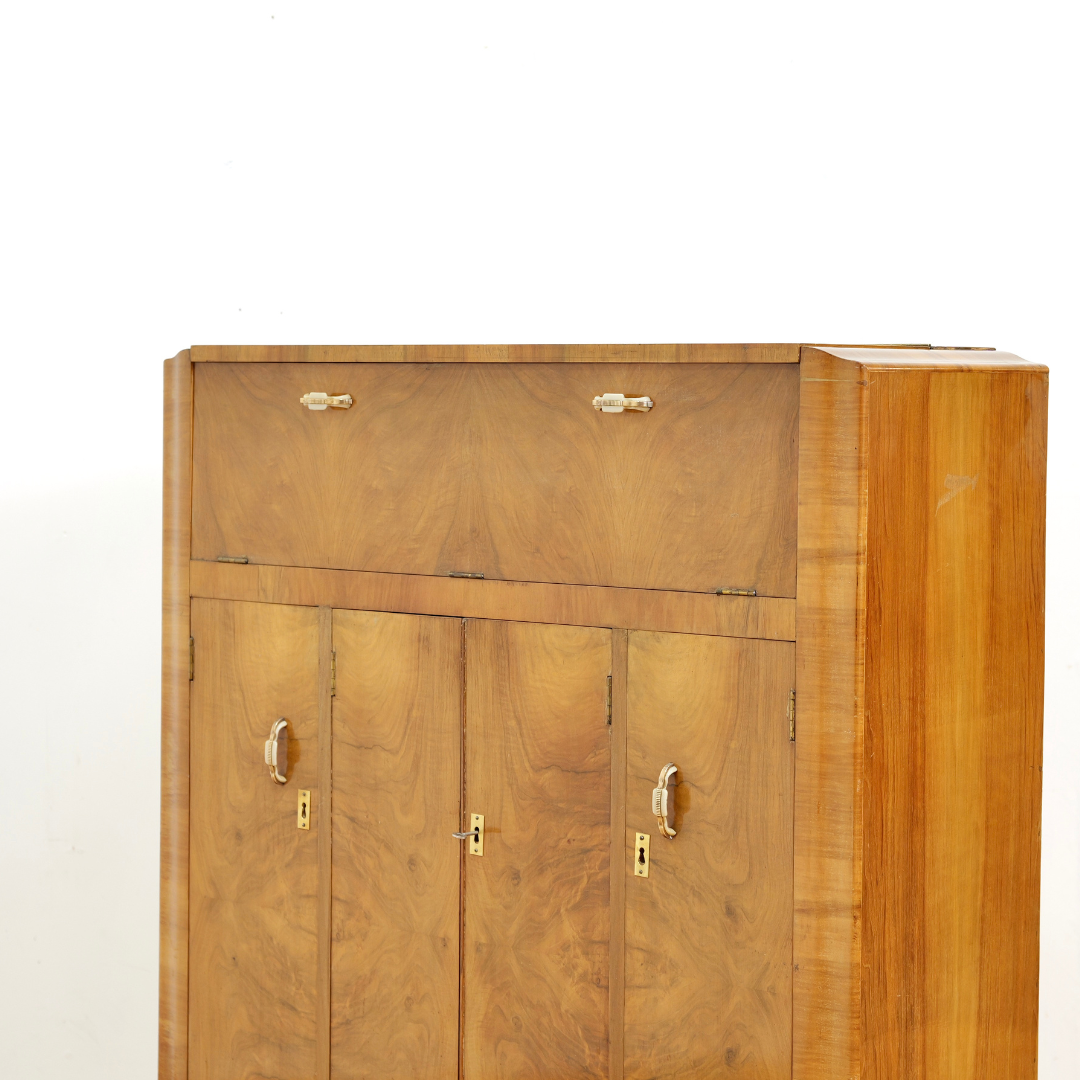 1930S ENGLISH ART DECO WALNUT BURL DRY BAR LIQUOR CABINET