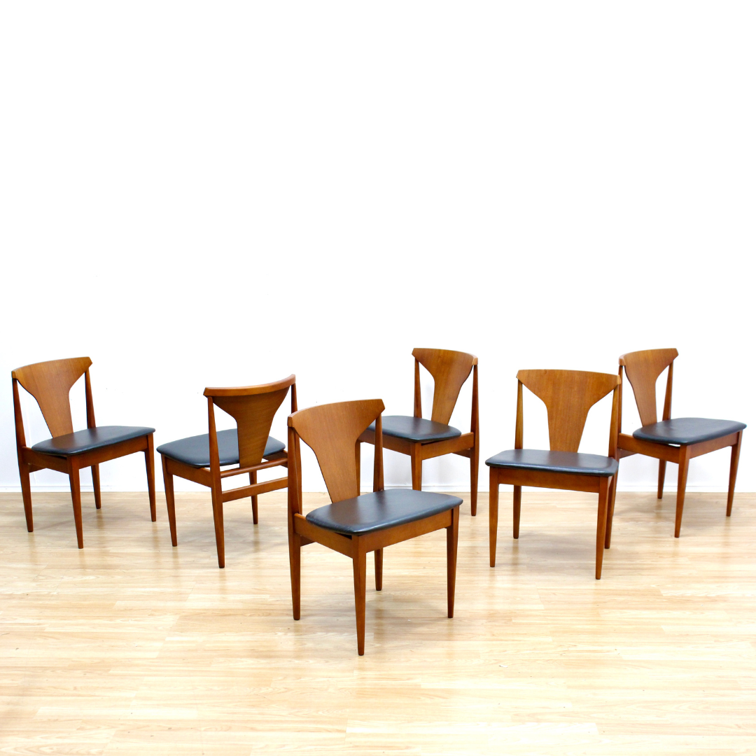 SET OF SIX MID CENTURY DINING CHAIRS BY ELLIOTS OF NEWBURY