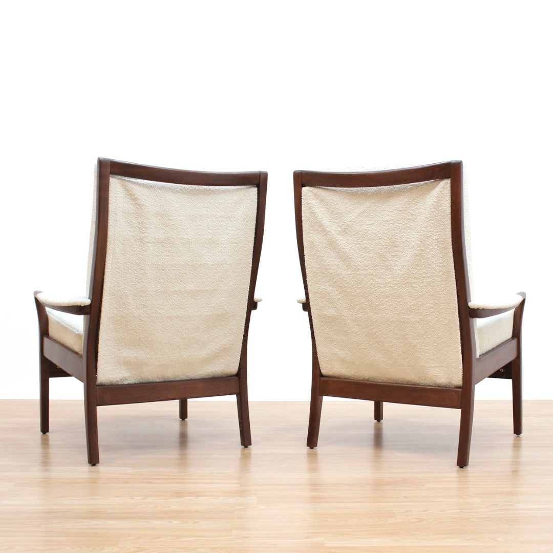 PAIR OF MID CENTURY LOUNGE CHAIRS BY CINTIQUE IN BOUCLE