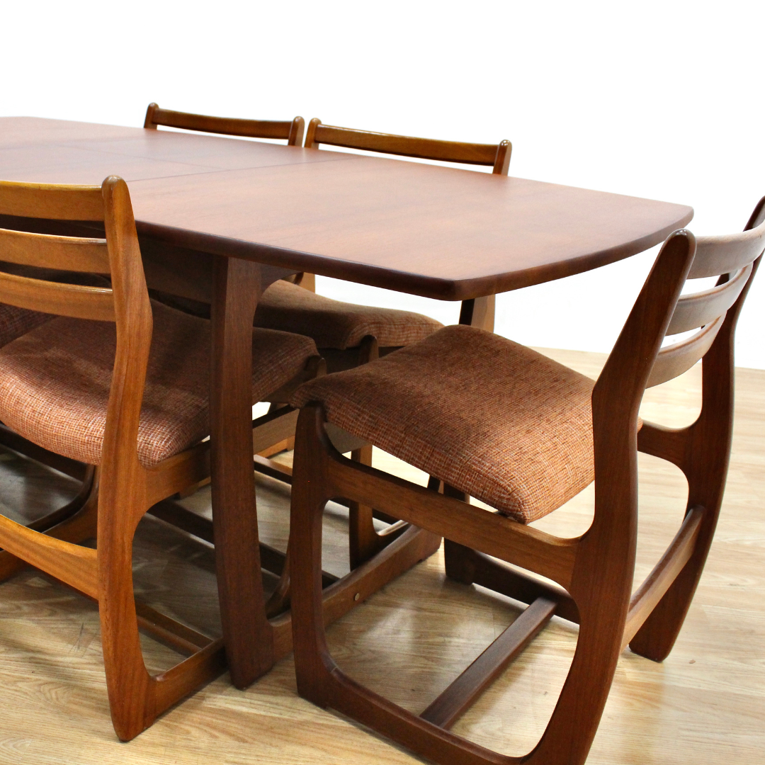 MID CENTURY DINING TABLE & CHAIRS BY PORTWOOD FURNITURE