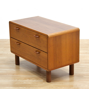 MID CENTURY DANISH TEAK DRESSER NIGHTSTAND