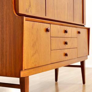 MID CENTURY TEAK BUFFET LIQUOR CABINET CREDENZA BY BEAUTILITY FURNITURE