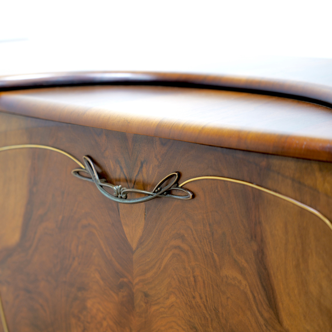 1950s WALNUT COCKTAIL CABINET CREDENZA BY BEAUTILITY FURNITURE