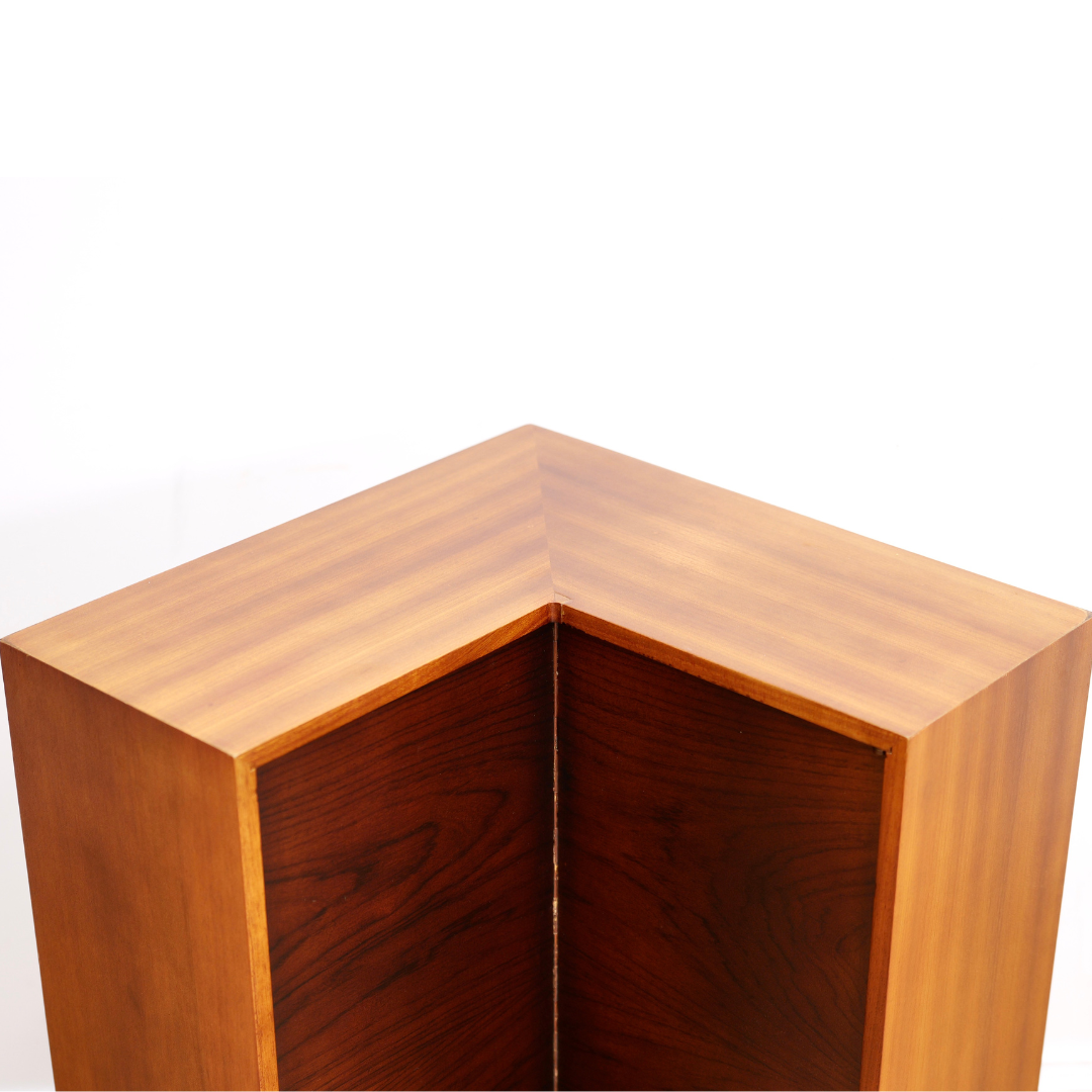 MID CENTURY MAHOGANY & ROSEWOOD CORNER UNIT BY MORRIS OF GLASGOW