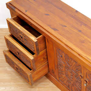 1970S HAND CARVED BRUTALIST DINING SET BY AQUARIUS ENTERPRISES AFRICA