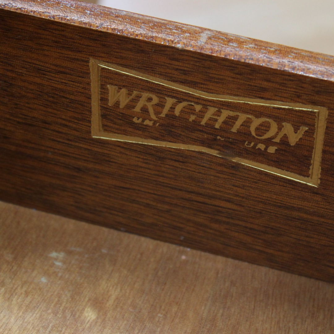 Mid Century Vanity by Wrighton Furniture – kinetic modern