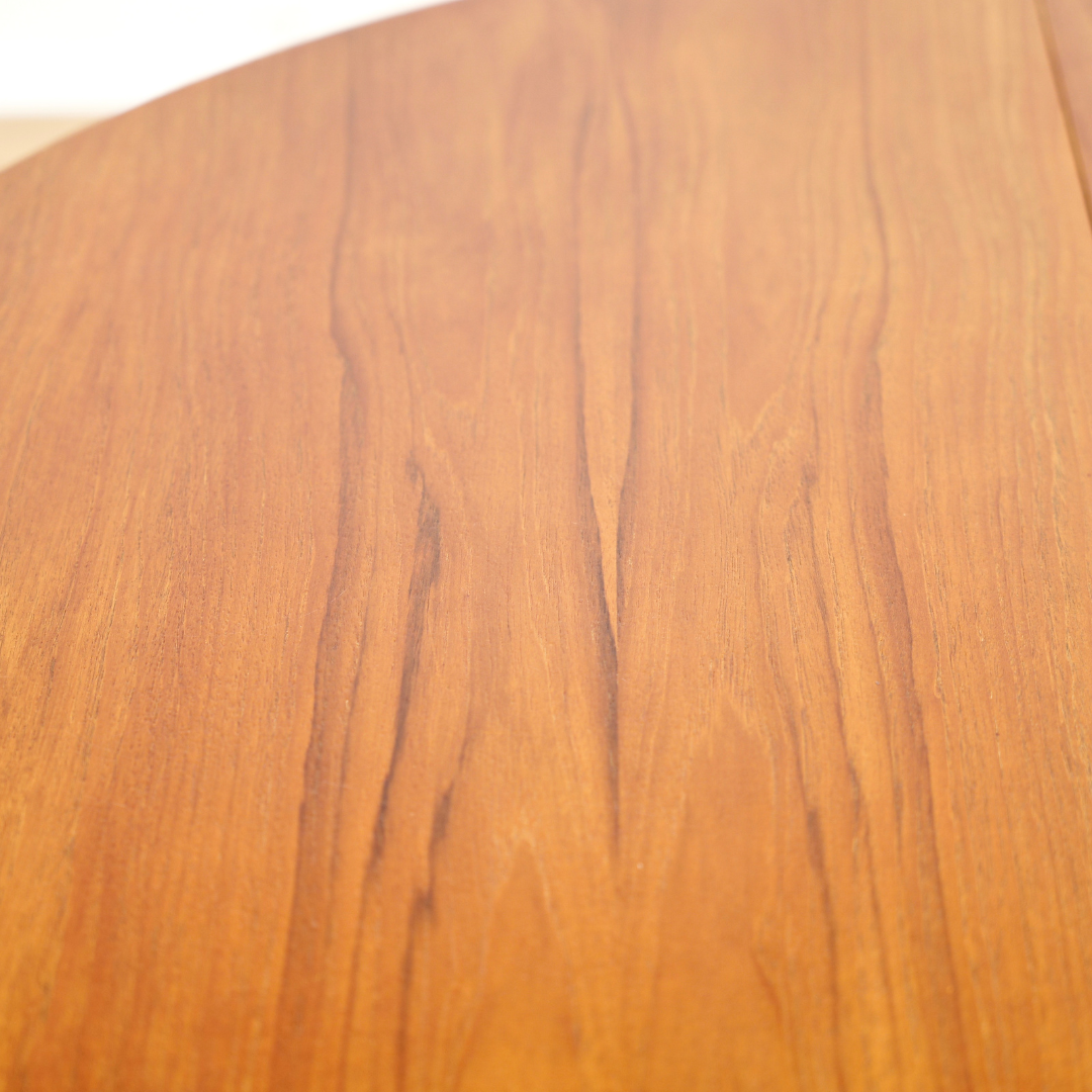 MID CENTURY ROUND TEAK EXTENDING DINING TABLE