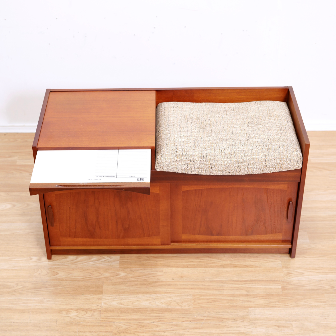 MID CENTURY ENTRYWAY BENCH IN TEAK BY CHIPPY HEATH