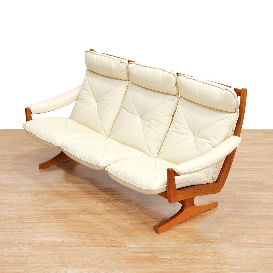 VINTAGE SCANDINAVIAN DESIGN LEATHER SOFA SET BY SODA GALVANO FOR LIED MOBLER