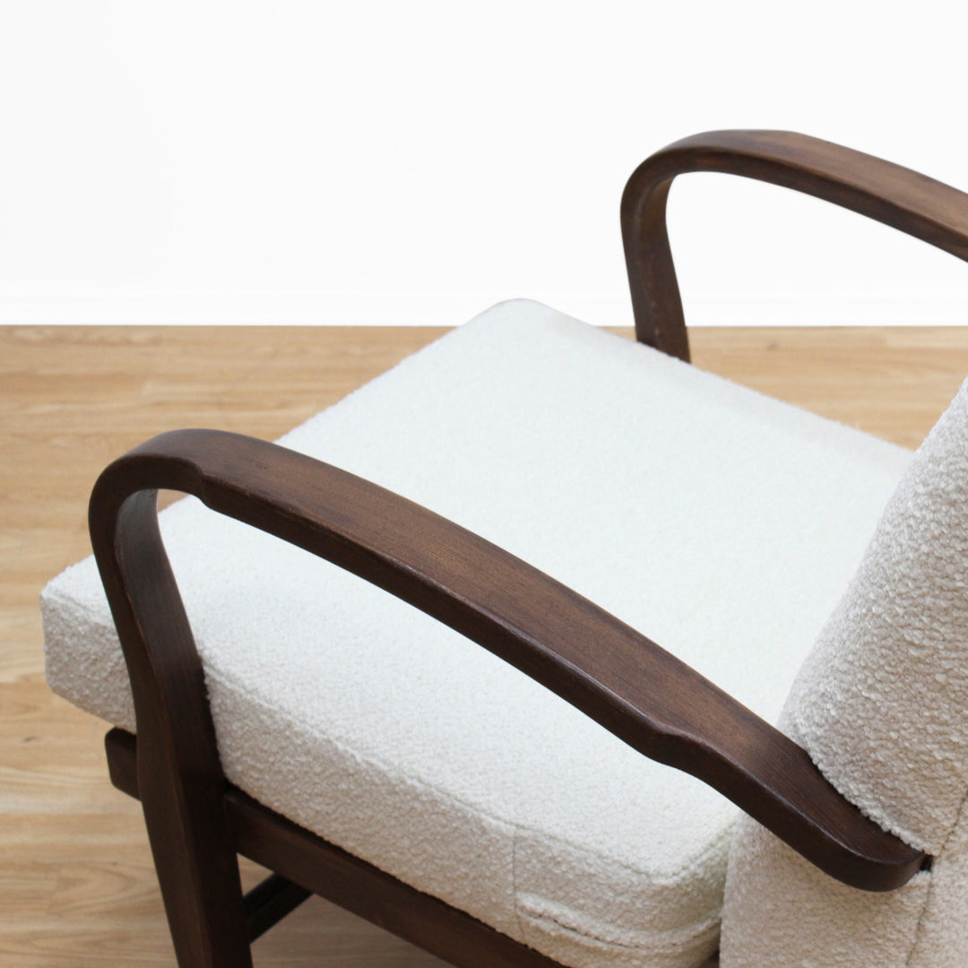 VINTAGE OAK 1940S BENTWOOD ARM CHAIR IN BOUCLE