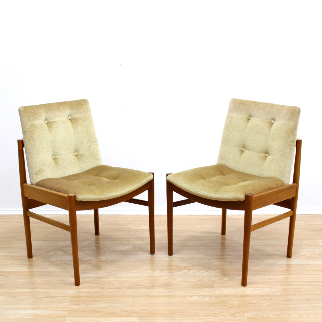 MID CENTURY DINING CHAIRS BY MCINTOSH FURNITURE SET OF SIX