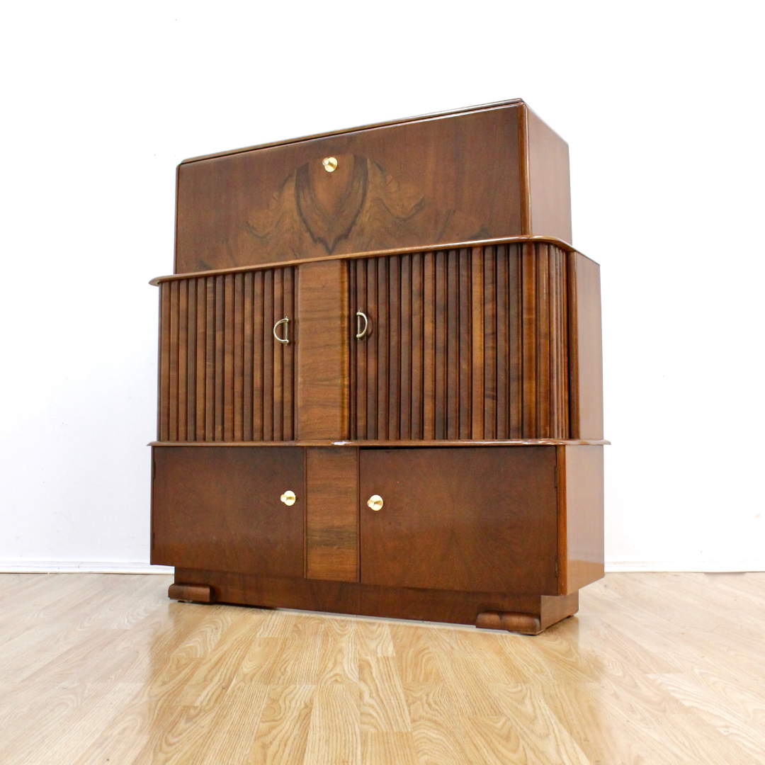 MID CENTURY WALNUT LIQUOR CABINET HOME BAR