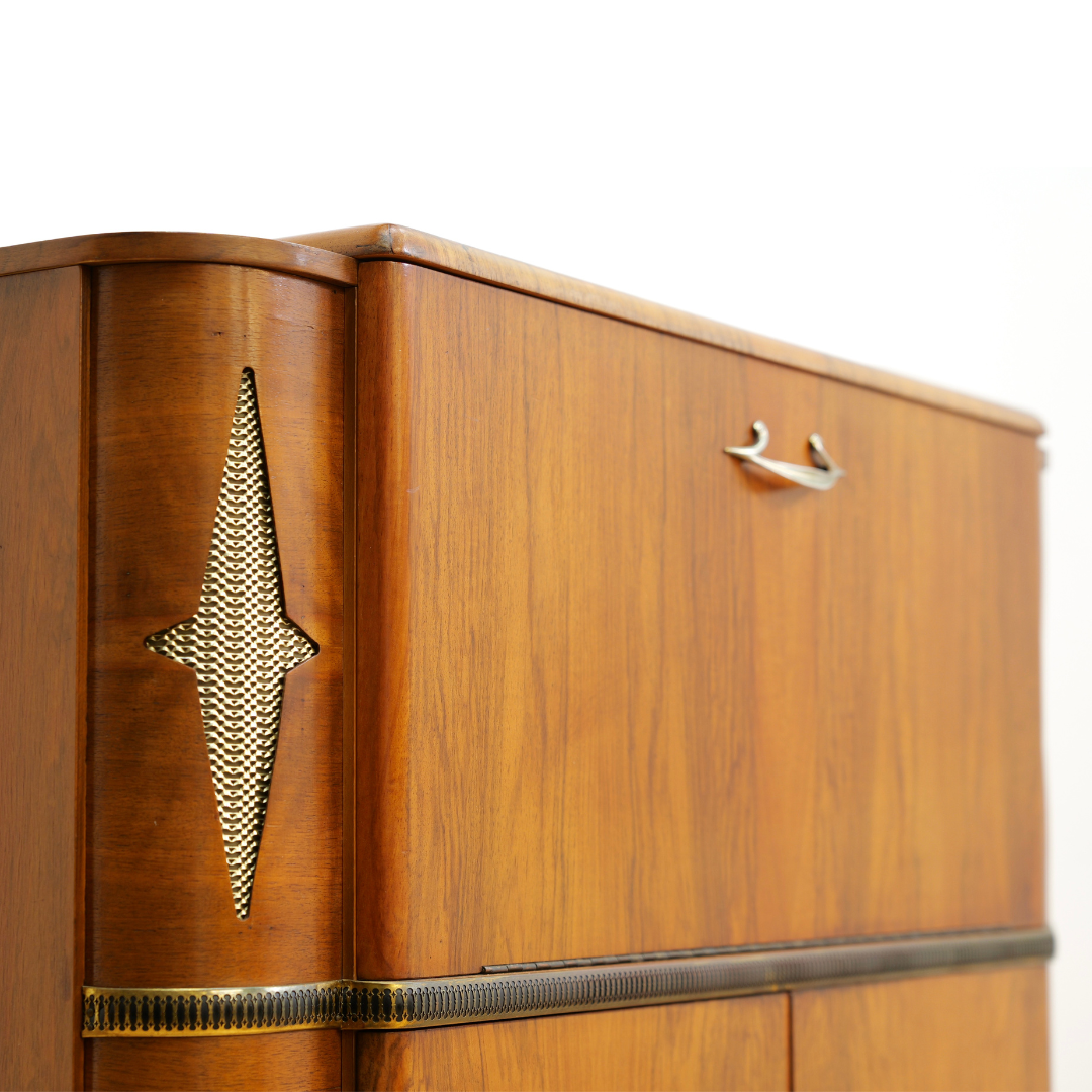 1950S ENGLISH DRY BAR LIQUOR CABINET BY VALIDITY OF LONDON