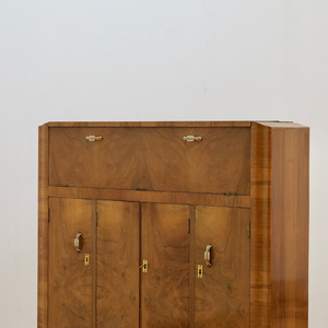1930S ENGLISH ART DECO WALNUT BURL DRY BAR LIQUOR CABINET