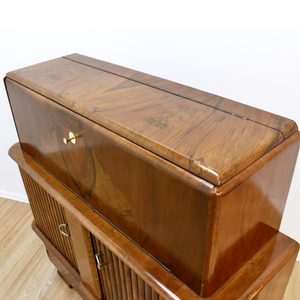 MID CENTURY WALNUT LIQUOR CABINET HOME BAR