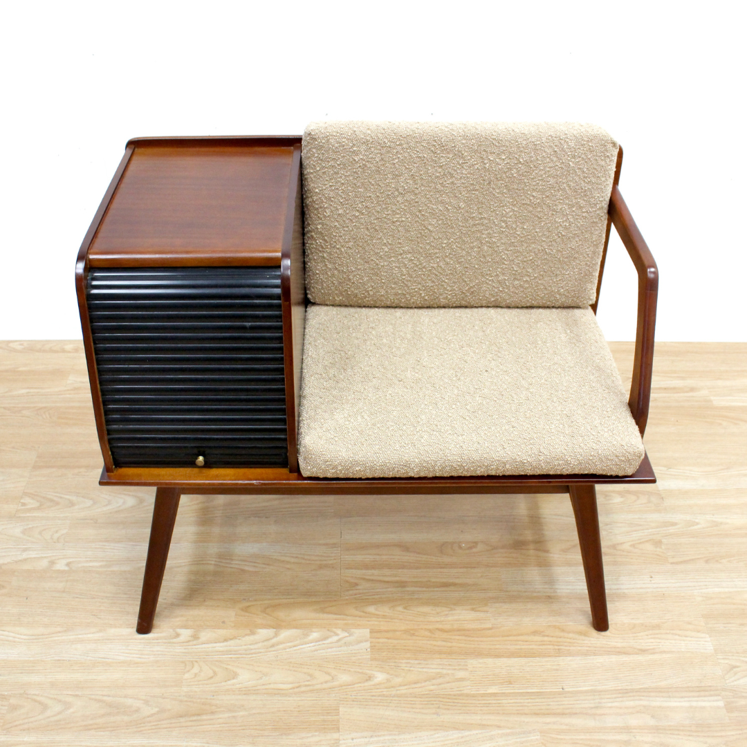 MID CENTURY WALNUT ENTRYWAY BENCH IN BISCUIT BOUCLE