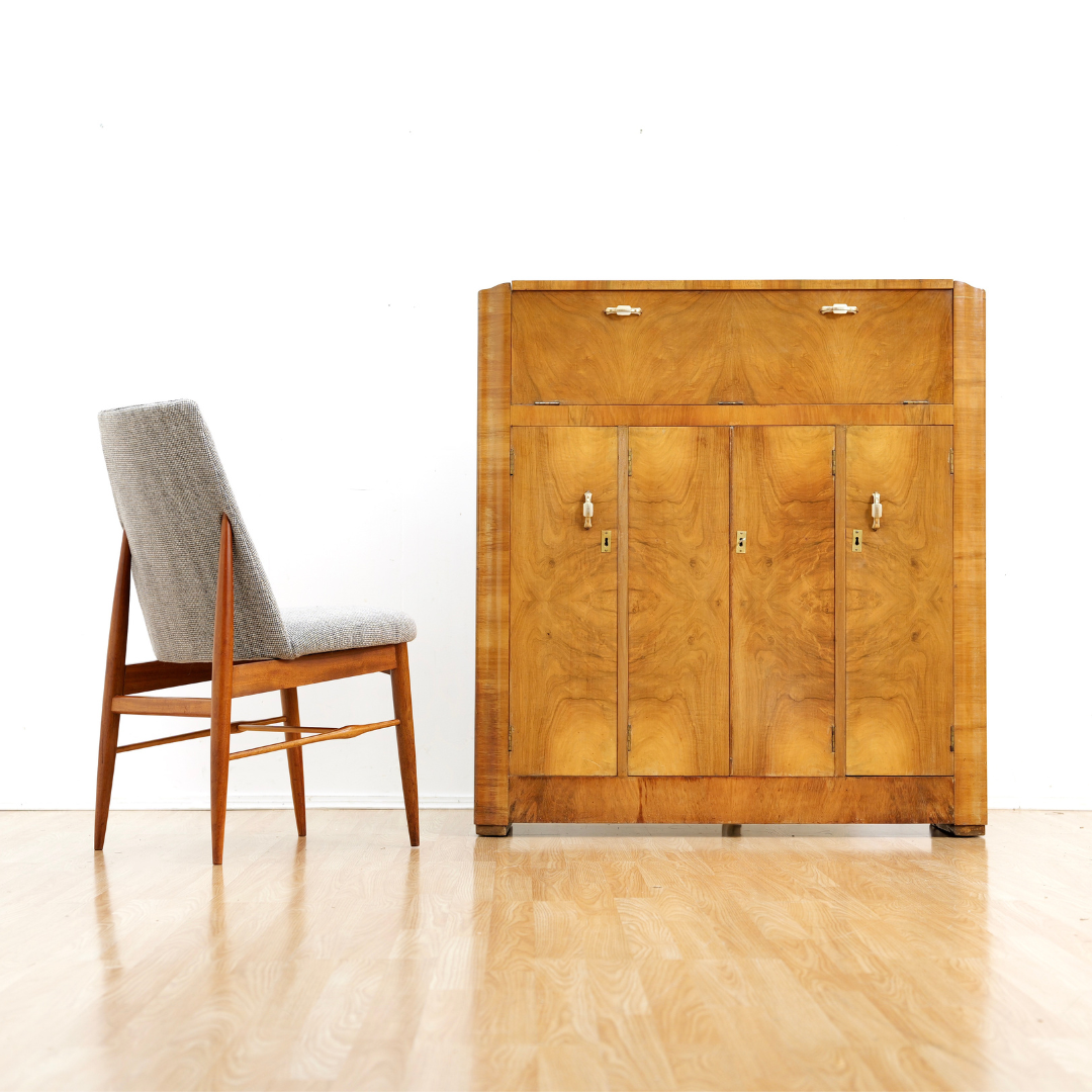 1930S ENGLISH ART DECO WALNUT BURL DRY BAR LIQUOR CABINET