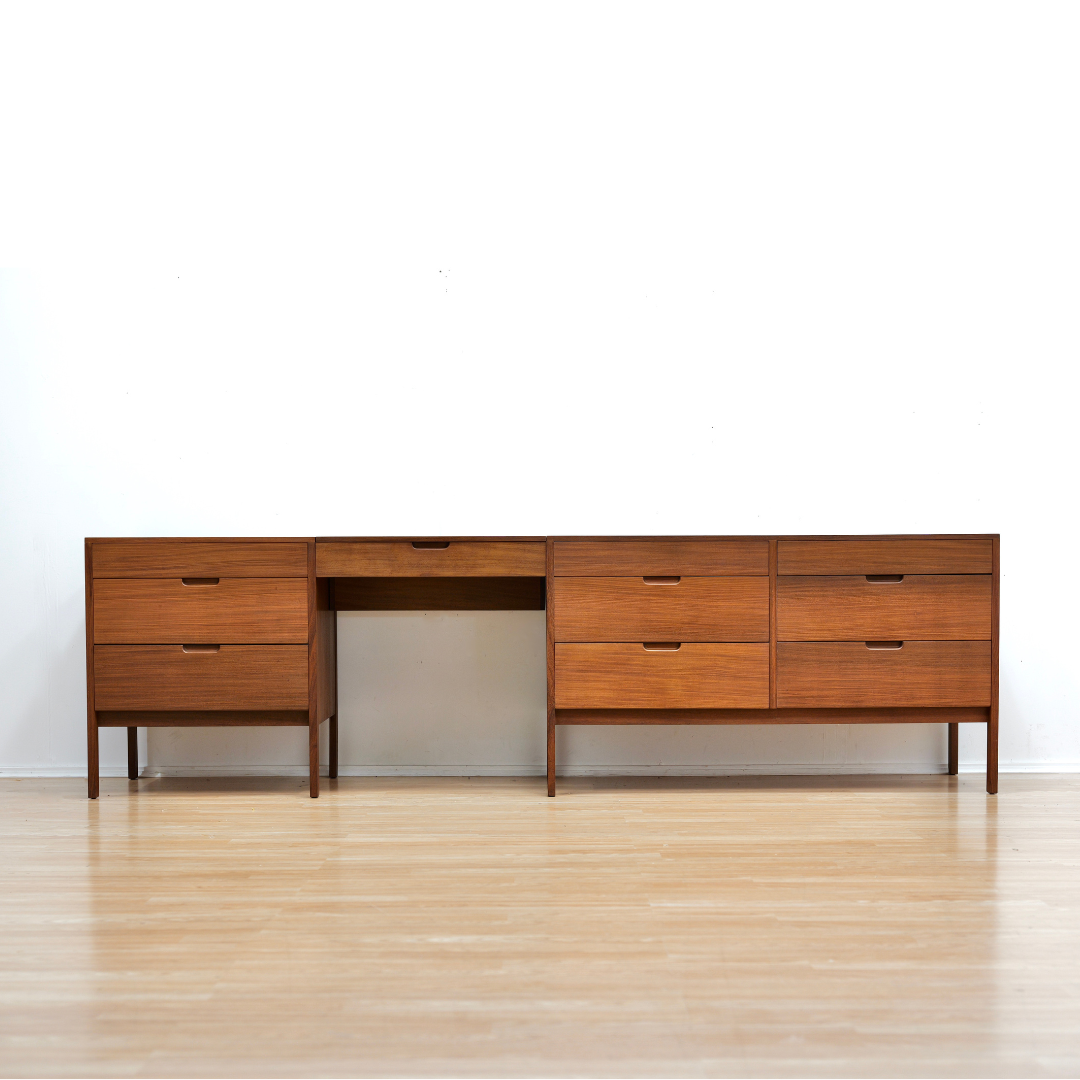 MID CENTURY VANITY DRESSER BY BY RICHARD HORNBY FOR HEALS OF LONDON