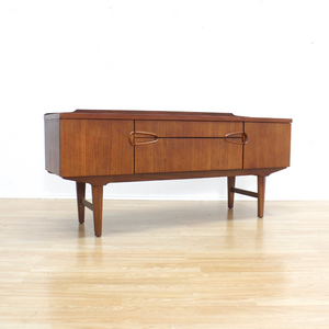 MID CENTURY SIX DRAWER TEAK CREDENZA DRESSER BY REMPLOY