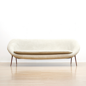 1960S POD SOFA BY WALTER S. CHENERY FOR LURASHELL IN OFF-WHITE BOUCLE