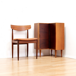 MID CENTURY MAHOGANY & ROSEWOOD CORNER UNIT BY MORRIS OF GLASGOW