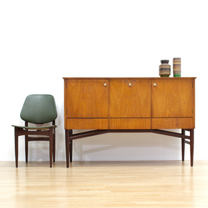 MID CENTURY TEAK CREDENZA BY MEREDEW FURNITURE