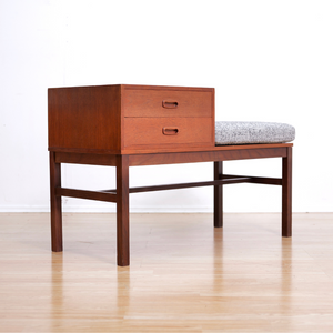 VINTAGE DANISH MODERN TEAK ENTRYWAY GOSSIP BENCH