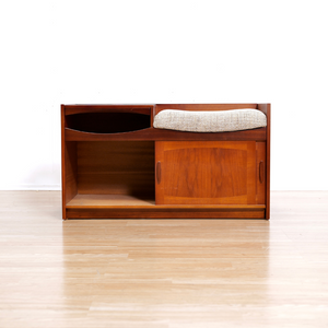 MID CENTURY ENTRYWAY BENCH IN TEAK BY CHIPPY HEATH