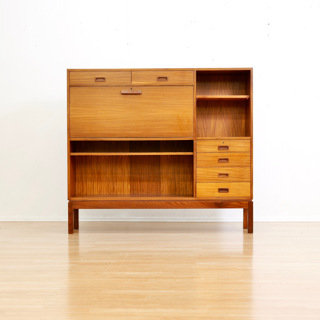 Reserved VINTAGE 1970S MILITARY BOOKCASE BY MANN EGERTON