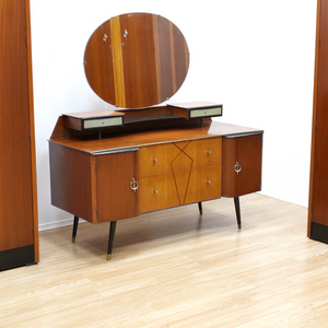 MID CENTURY BEDROOM SET BY RAVEN FURNITURE