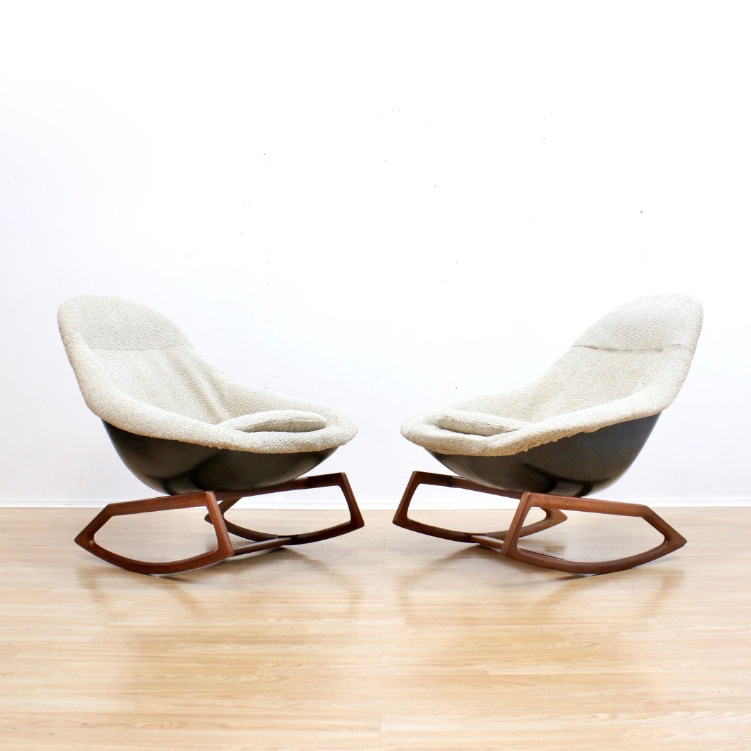 1960S POD SOFA & ROCKING CHAIRS BY WALTER S. CHENERY FOR LURASHELL