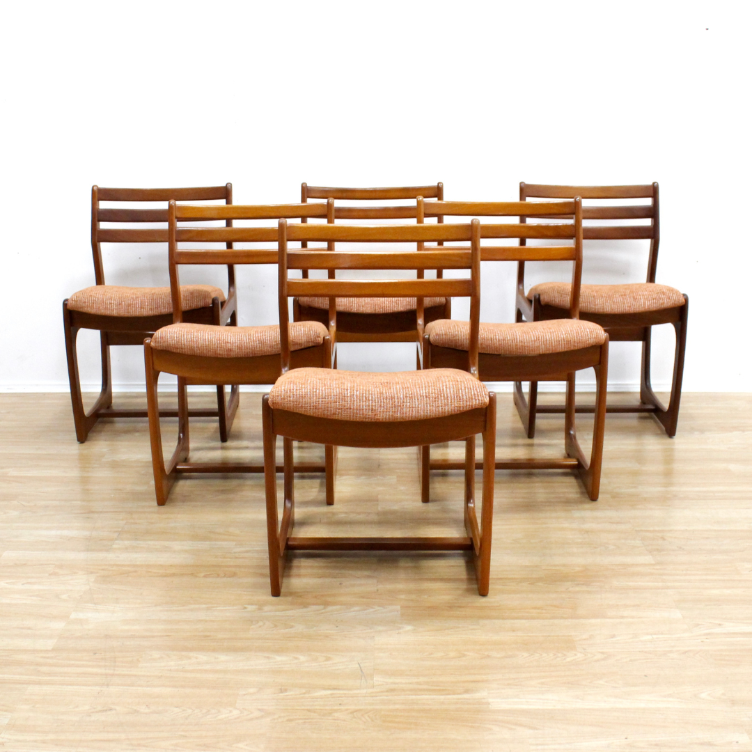 MID CENTURY DINING TABLE & CHAIRS BY PORTWOOD FURNITURE