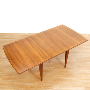 MID CENTURY ENGLISH WALNUT EXTENDING DINING TABLE BY ALFRED COX