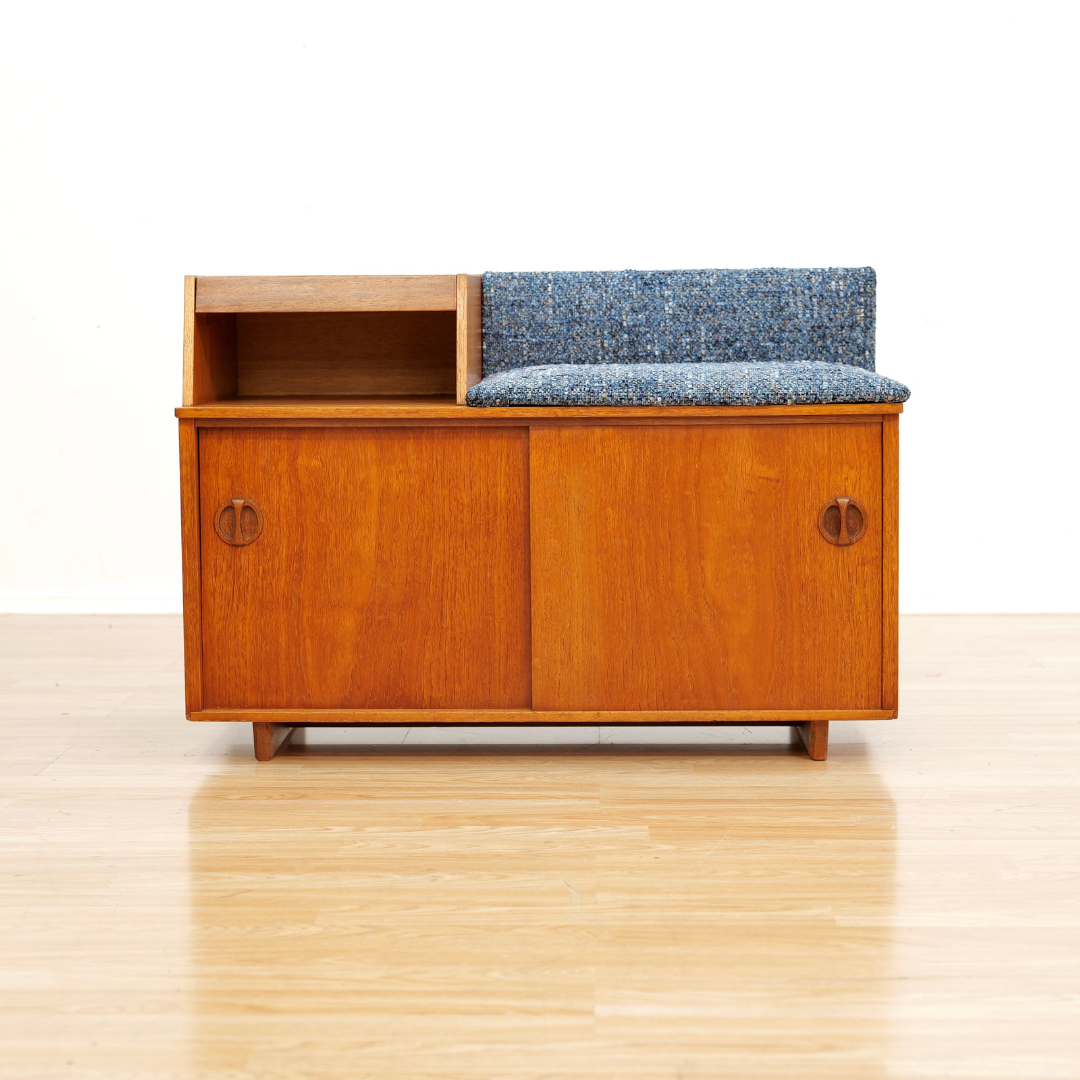 MID CENTURY ENTRYWAY BENCH IN TEAK BY CHIPPY HEATH