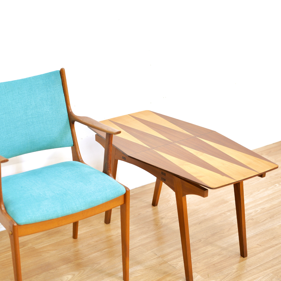 MID CENTURY INLAY MODERNIST COFFEE TABLE