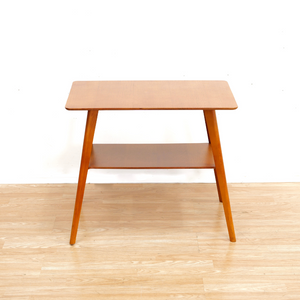 MID CENTURY LIGHT OAK SIDE TABLE