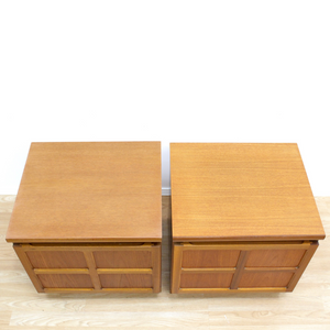 PAIR OF MID CENTURY NIGHTSTANDS BY NATHAN FURNITURE