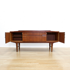 MID CENTURY SIX DRAWER TEAK CREDENZA DRESSER BY REMPLOY