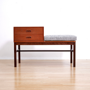 VINTAGE DANISH MODERN TEAK ENTRYWAY GOSSIP BENCH