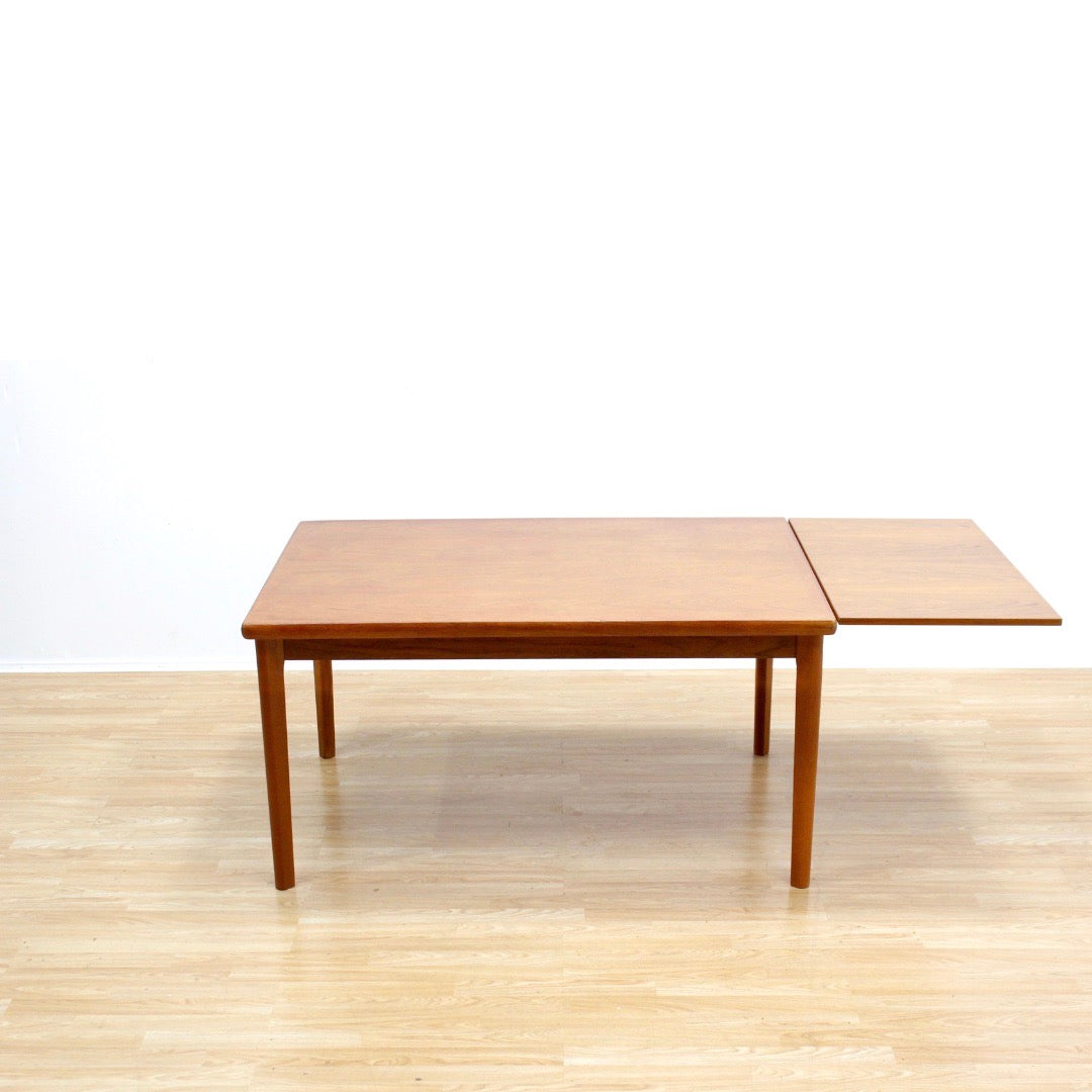 LARGE MID CENTURY TEAK EXTENDING DINING TABLE BY AM MOBLER