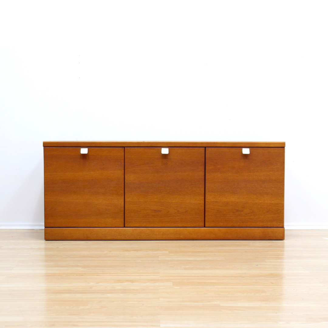 MID CENTURY LOW TEAK CREDENZA BY WHITE & NEWTON