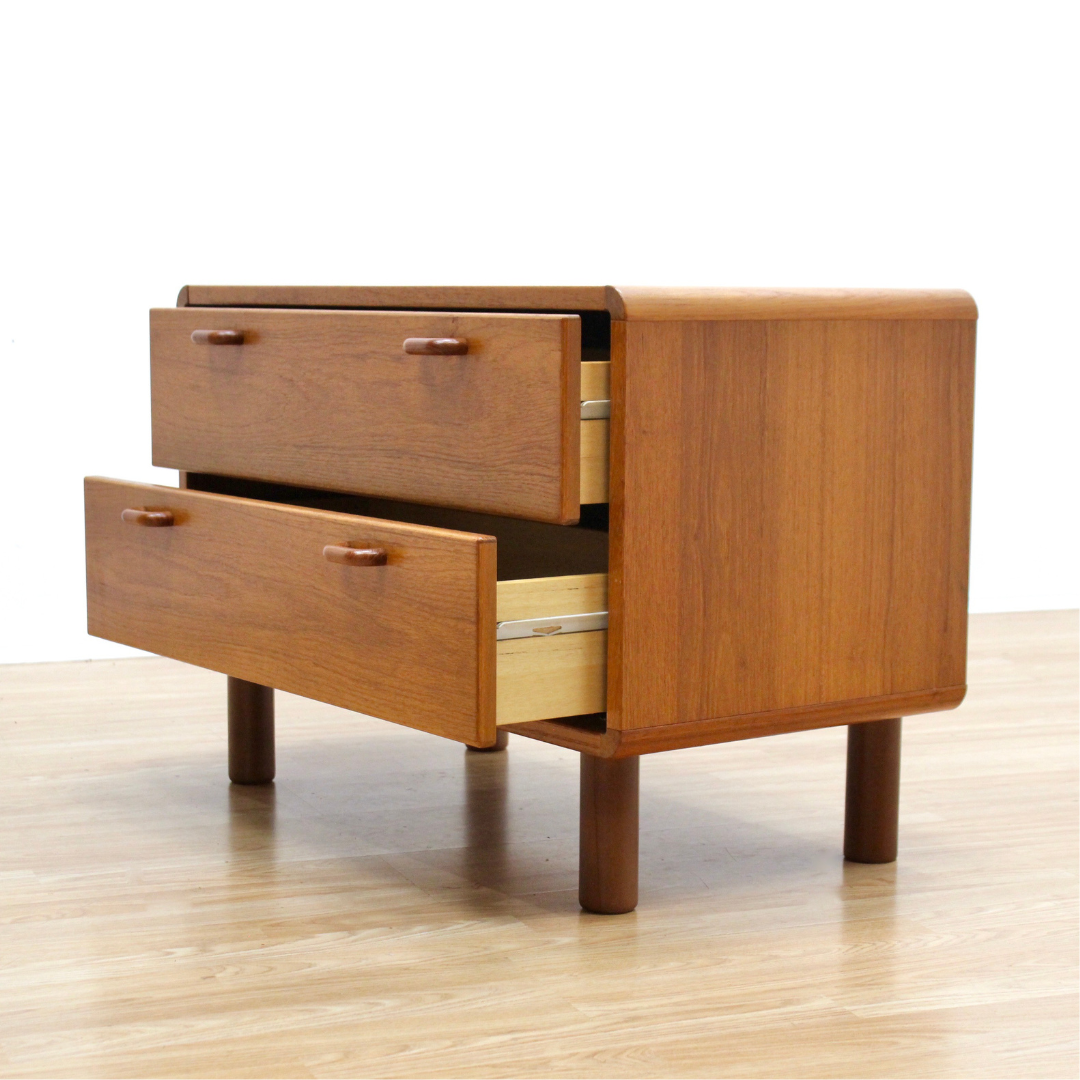 MID CENTURY DANISH TEAK DRESSER NIGHTSTAND