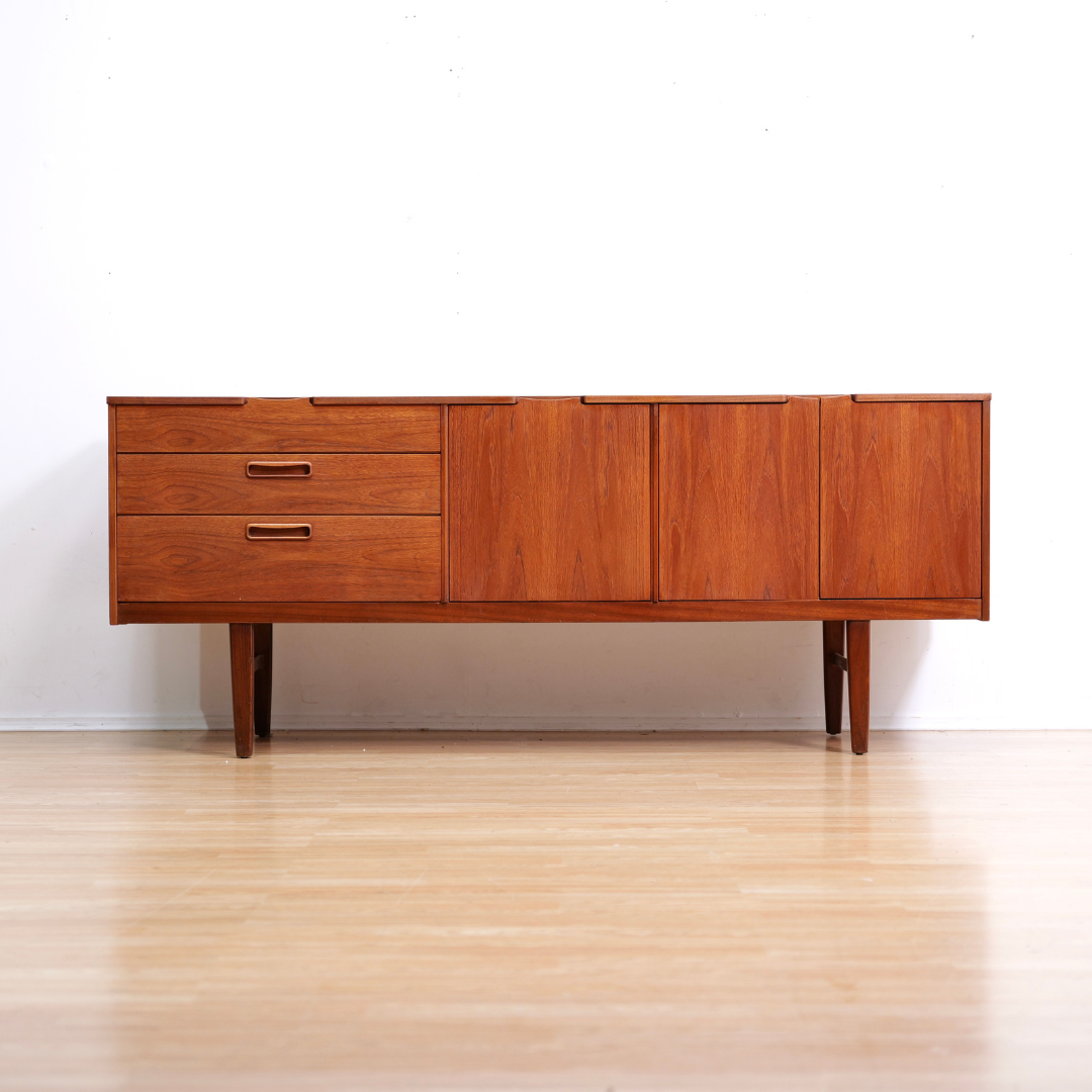 LONG MID CENTURY TEAK CREDENZA BY NATHAN FURNITURE