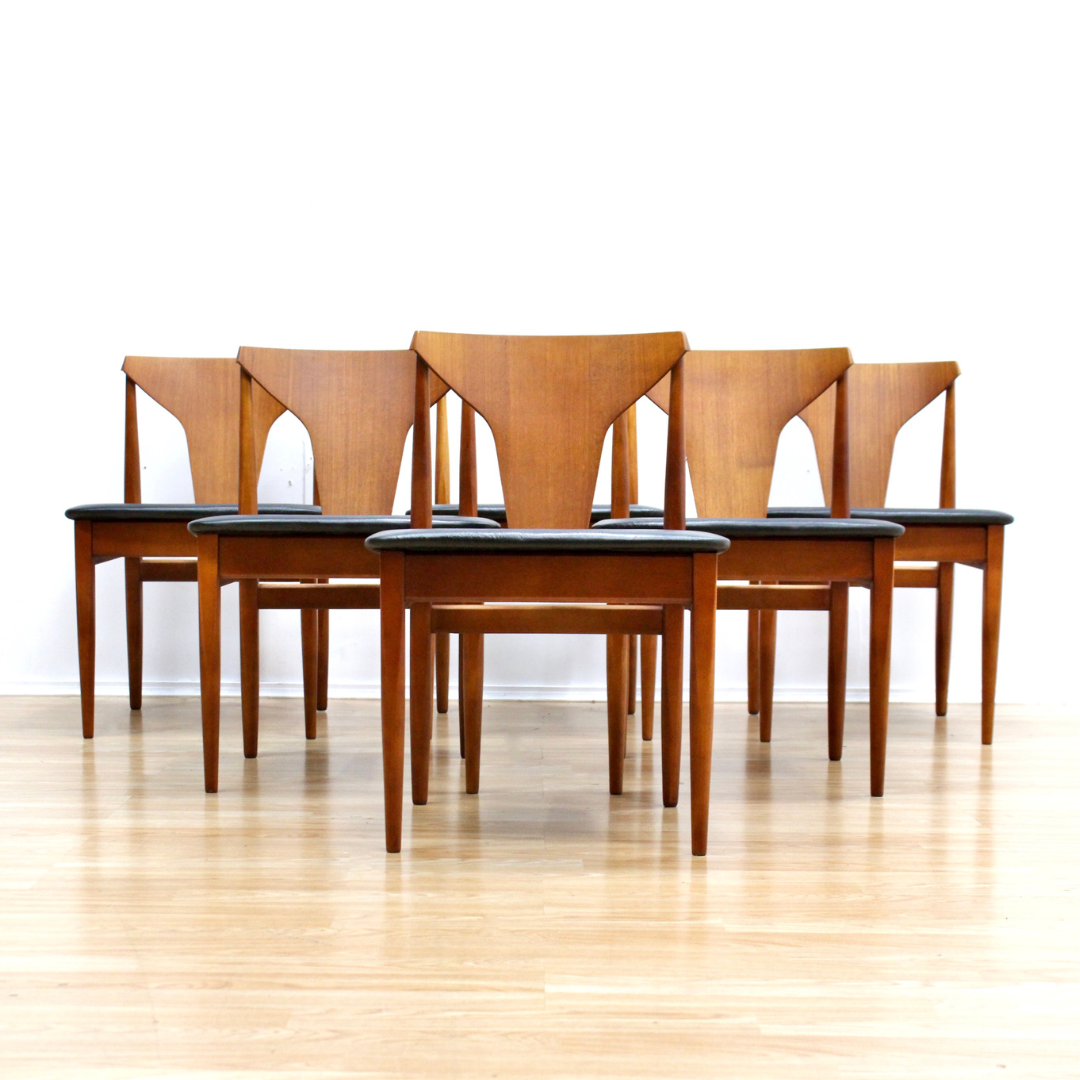 SET OF SIX MID CENTURY DINING CHAIRS BY ELLIOTS OF NEWBURY