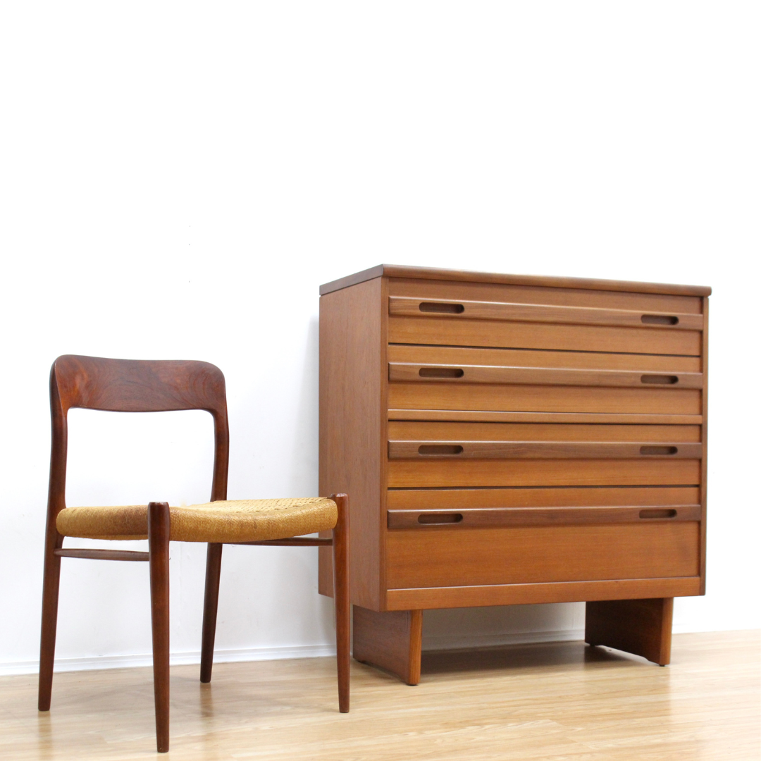 MID CENTURY DRESSER BY WILLIAM LAWRENCE OF NOTTINGHAM