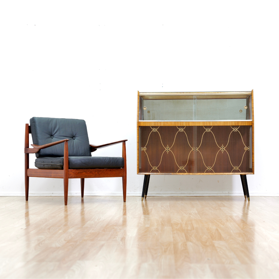 Vintage 1950s Atomic Curio Display Cabinet