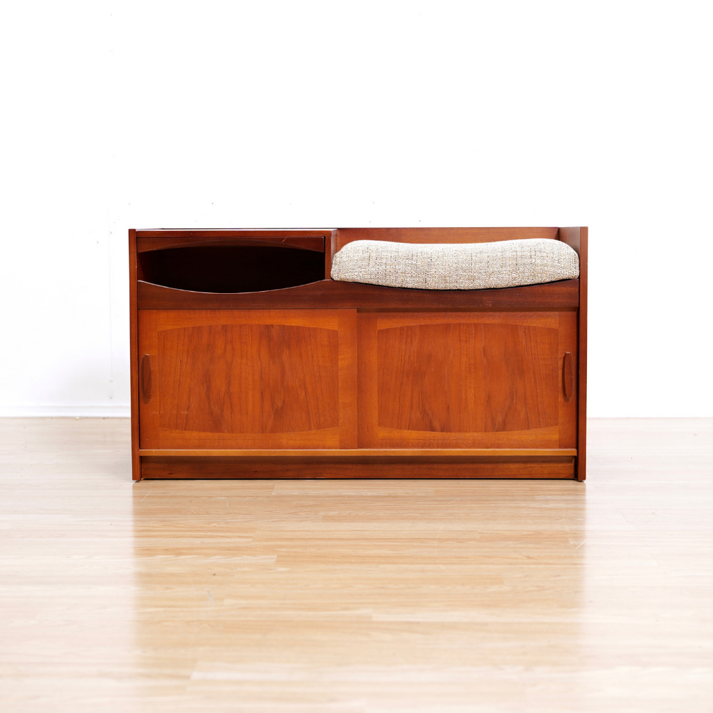 MID CENTURY ENTRYWAY BENCH IN TEAK BY CHIPPY HEATH