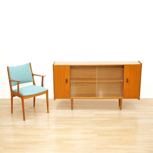 SLIM MID CENTURY TEAK CHINA DISPLAY CABINET SIDEBOARD