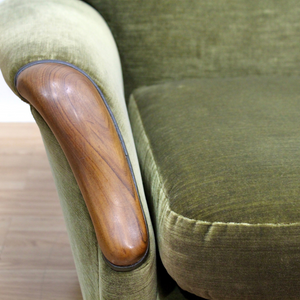 MID CENTURY GREEN VELVET SOFA & CHAIRS BY HEALS OF LONDON