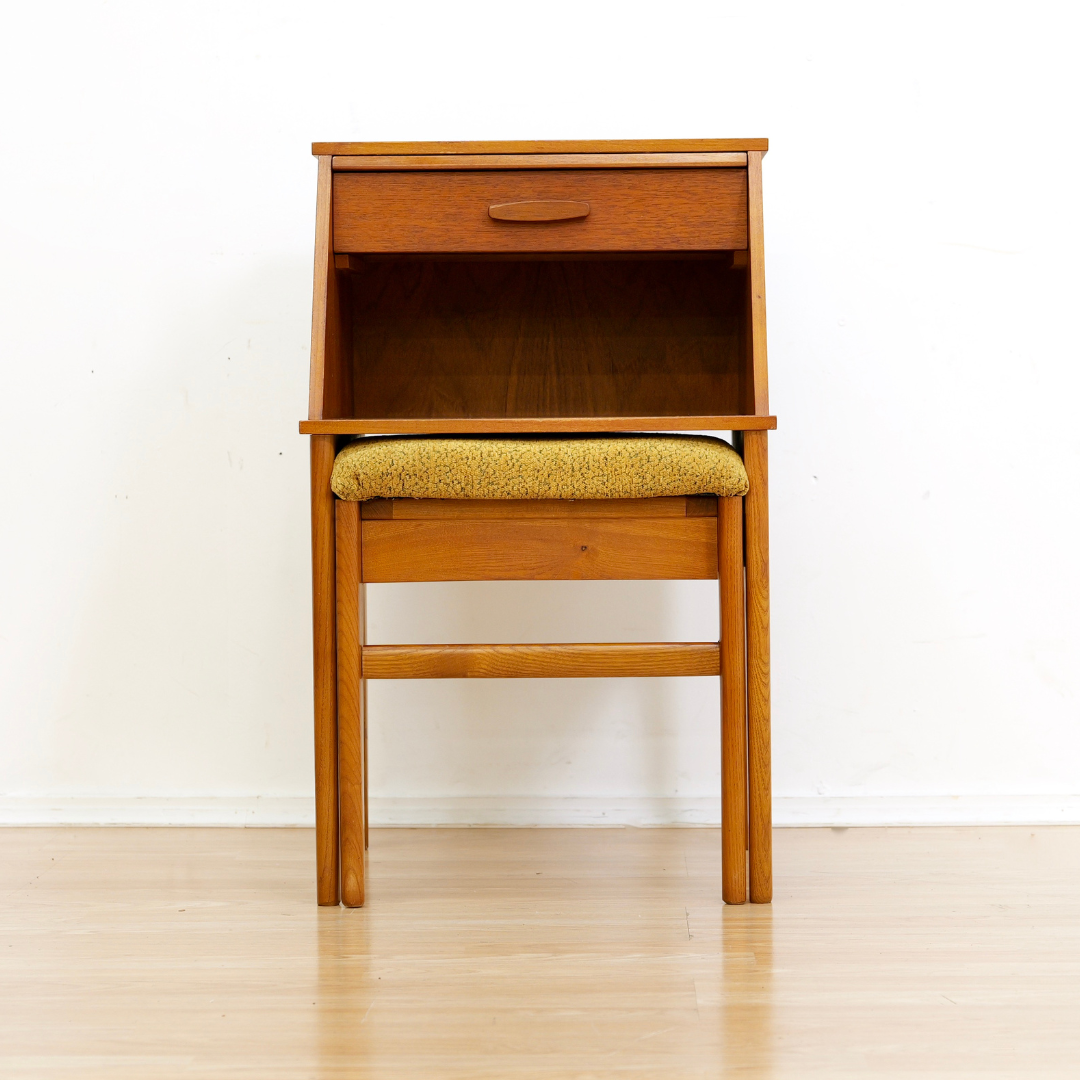 MID CENTURY PULL OUT ENTRYWAY BENCH SIDE TABLE BY CHIPPY HEATH